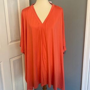 NWOT Main Strip Medium oversized and can go up to a size 18 Coral Poncho/Tunic